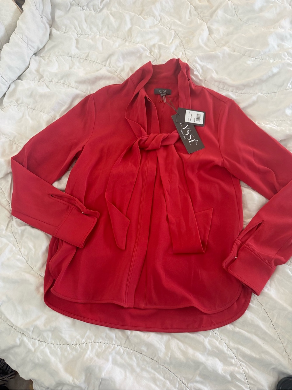 NWT Lyssé New York Defined Red Neck Tie Long Sleeve Shirt Blouse Top Small